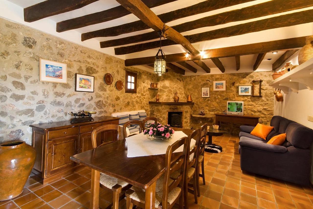 Villa Piedra Port de Pollenca Bagian luar foto